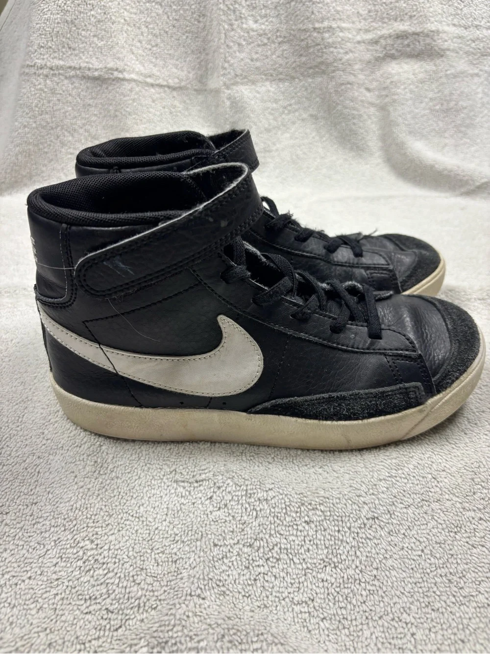 Nike Blazers Sneakers - 3Y